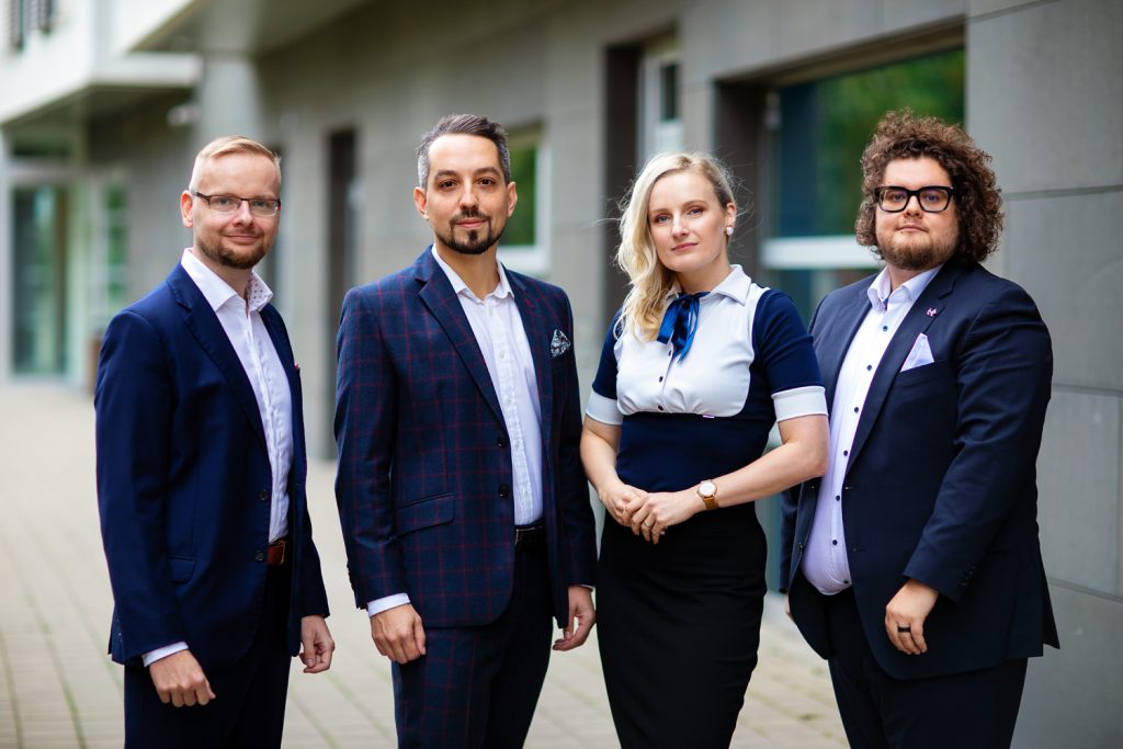 Kdo určuje výši odškodnění za bolest a ztížení společenského uplatnění